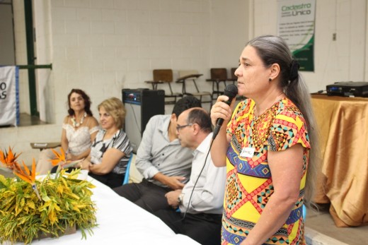 A superintendente da Sedese, Janice Tameirão, discorreu sobre a dificuldade de muitas famílias em cumprirem as condicionalidades do Bolsa Família