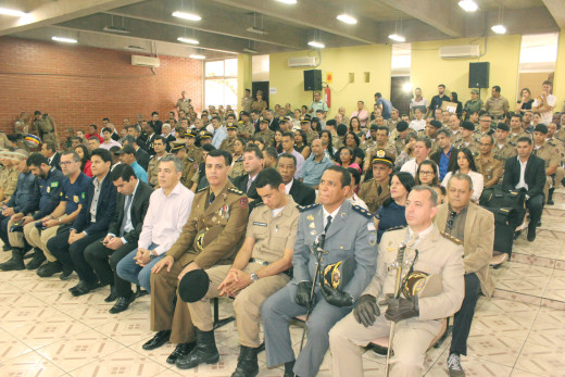 Comenda de Colaboradores Beneméritos da Polícia Militar de Minas Gerais, como reconhecimento pelos relevantes serviços prestados