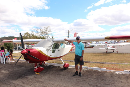 O piloto Oscar José veio de Brasília e ficou maravilhado com o acontecimento