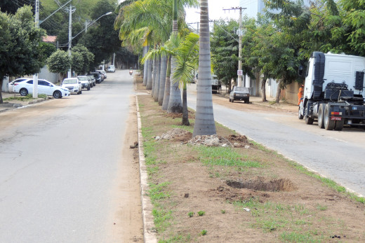Operação Cidade Limpa Prefeitura promove ações pontuais por toda a cidade